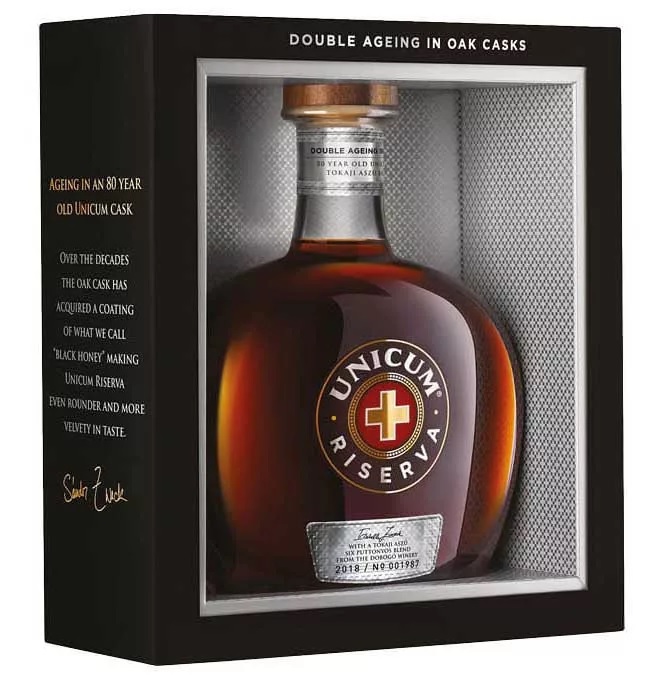 AMARO UNICUM RISERVA CL.70 ASTUCCIATO